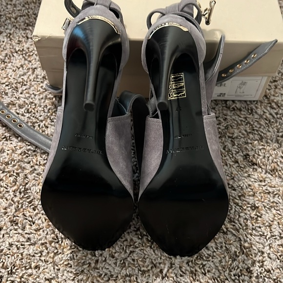 Burberry Acoustic Overfield 100 Suede Peep Toe Ankle Boots - Picture 5 of 6